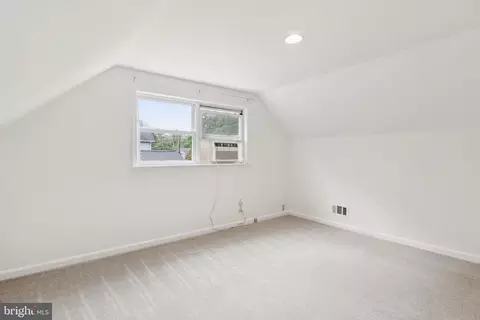 Bedroom - 1227 Hampton Rd, Annapolis, MD 21409 photo 3 of 3