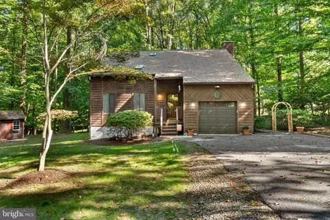1136 Valentine Creek Dr, Crownsville, MD 21032