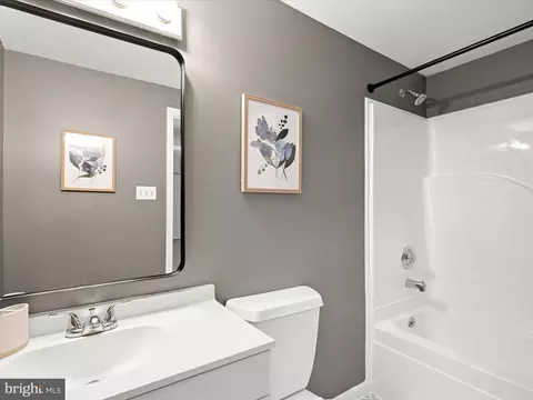 Bath - 1216 Seminole Dr, Arnold, MD 21012 photo 3 of 4