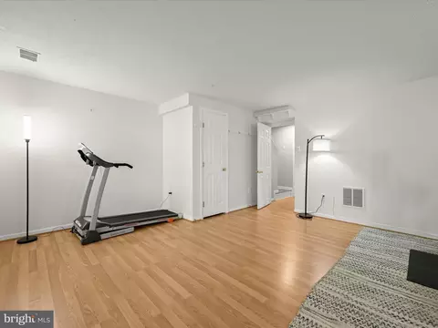 Living - 1216 Seminole Dr, Arnold, MD 21012 photo 6 of 6
