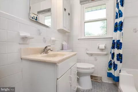 98 Carroll Dr, Annapolis, MD 21403 photo 20