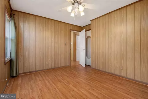 98 Carroll Dr, Annapolis, MD 21403 photo 23