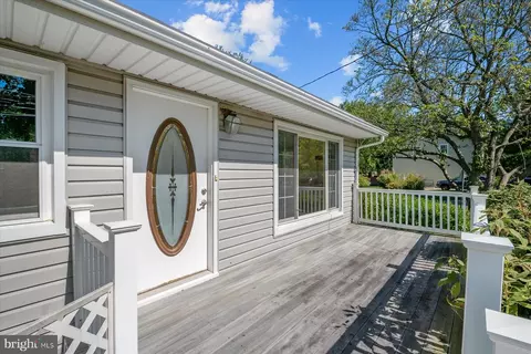 98 Carroll Dr, Annapolis, MD 21403 photo 5