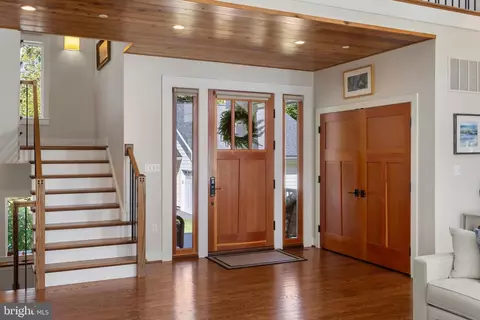 Entry Way - 1696 Beech Ln, Annapolis, MD 21409 photo 1 of 2