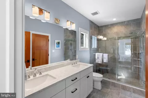 Bath - 1696 Beech Ln, Annapolis, MD 21409 photo 1 of 4