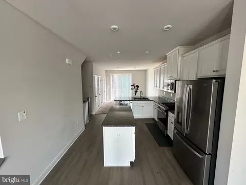 Entry Way - 135 John Daniel Way, Baltimore, MD 21225 photo 1 of 6