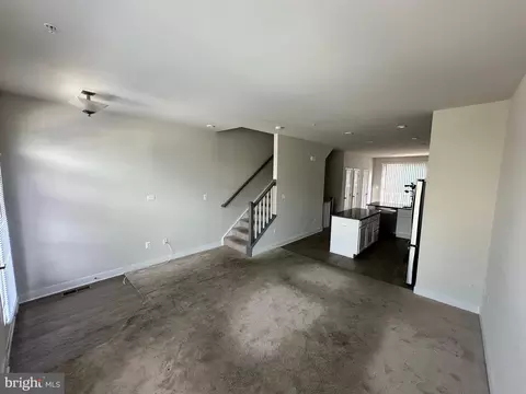 Living - 135 John Daniel Way, Baltimore, MD 21225 photo 2 of 2