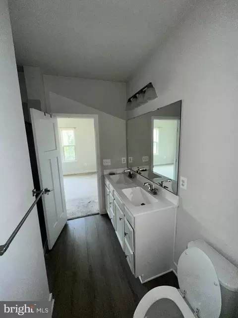 Entry Way - 135 John Daniel Way, Baltimore, MD 21225 photo 5 of 6