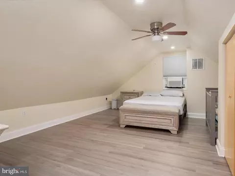Bedroom - 871 Arundel Dr, Arnold, MD 21012 photo 3 of 7