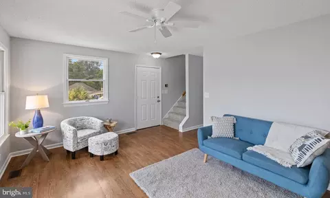 Living - 1231 Shore Dr, Edgewater, MD 21037 photo 1 of 1