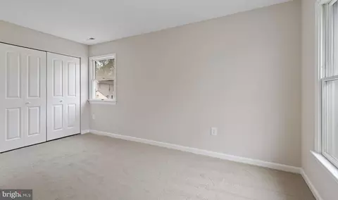 Bedroom - 1231 Shore Dr, Edgewater, MD 21037 photo 5 of 6