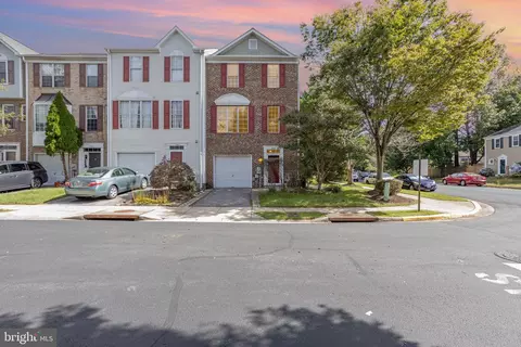 1413 Nassau Dr, Crofton, MD 21114