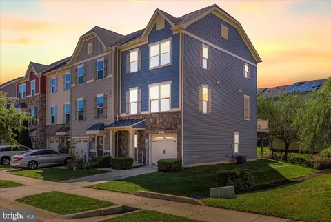 519 Fox River Hills Way, Glen Burnie, MD 21060