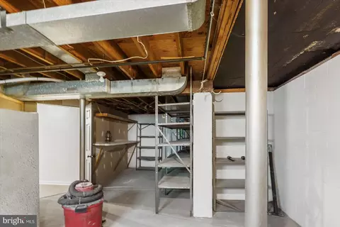 Entry Way - 363 Baltimore Ave, Odenton, MD 21113 photo 4 of 5