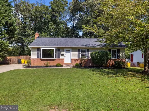296 Church Cir, Linthicum Heights, MD 21090