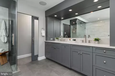 Bath - 145 Spa Dr, Annapolis, MD 21403 photo 1 of 7