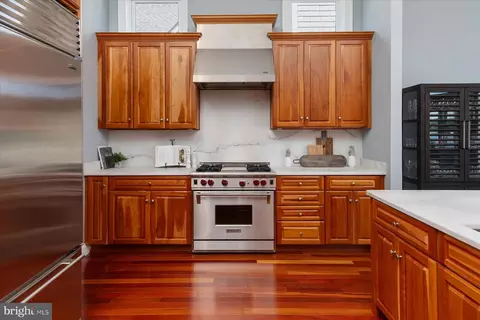 Kitchen - 145 Spa Dr, Annapolis, MD 21403 photo 3 of 6