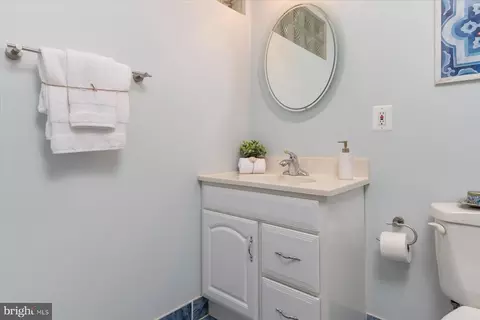 Bath - 145 Spa Dr, Annapolis, MD 21403 photo 6 of 7