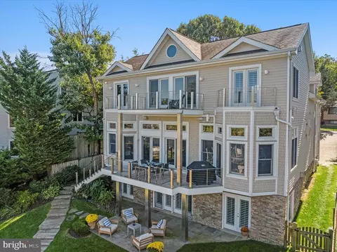 Exterior - 145 Spa Dr, Annapolis, MD 21403 photo 4 of 17