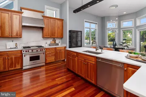 Kitchen - 145 Spa Dr, Annapolis, MD 21403 photo 4 of 6