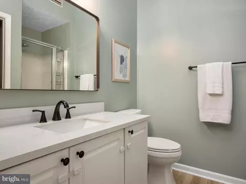 8539 Pine Meadows Dr, Odenton, MD 21113 photo 16