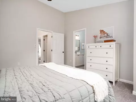 8539 Pine Meadows Dr, Odenton, MD 21113 photo 15