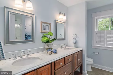 Bath - 1634 Ridout Rd, Annapolis, MD 21409 photo 3 of 7