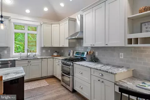 Kitchen - 1634 Ridout Rd, Annapolis, MD 21409 photo 3 of 8