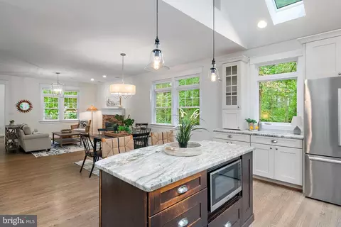 Kitchen - 1634 Ridout Rd, Annapolis, MD 21409 photo 7 of 8