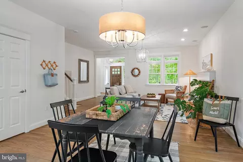 Dining - 1634 Ridout Rd, Annapolis, MD 21409 photo 3 of 3