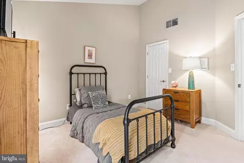 Bedroom - 8504 Summershade Dr, Odenton, MD 21113 photo 8 of 13