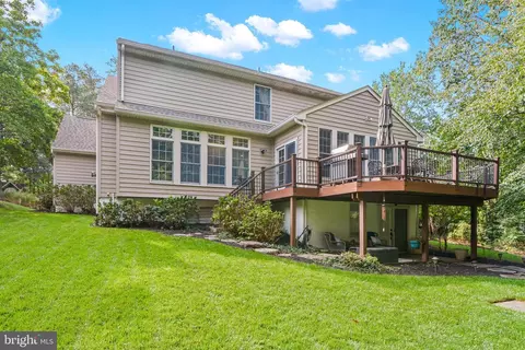 Exterior - 8504 Summershade Dr, Odenton, MD 21113 photo 4 of 12