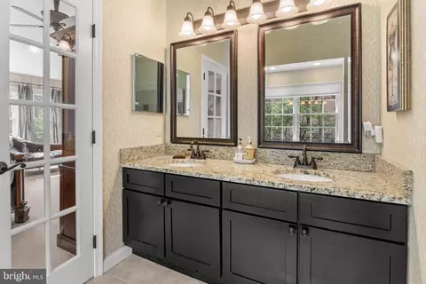 Bath - 8504 Summershade Dr, Odenton, MD 21113 photo 2 of 5