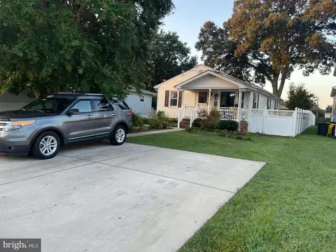 110 Northdale Rd, Glen Burnie, MD 21060