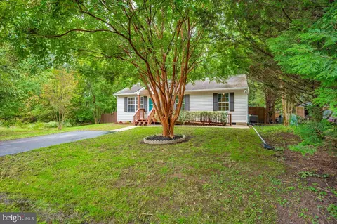 Exterior - 8109 Beverly Rd, Severn, MD 21144 photo 13 of 14