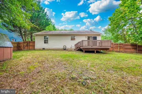 Exterior - 8109 Beverly Rd, Severn, MD 21144 photo 9 of 14