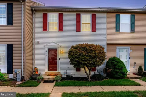 521 Realm Ct E #11-68, Odenton, MD 21113