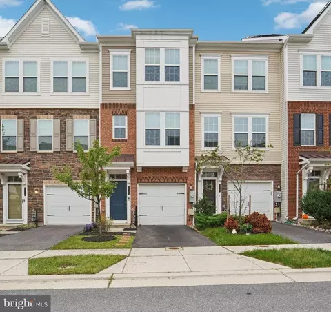 2736 Wessex Cir #035, Hanover, MD 21076