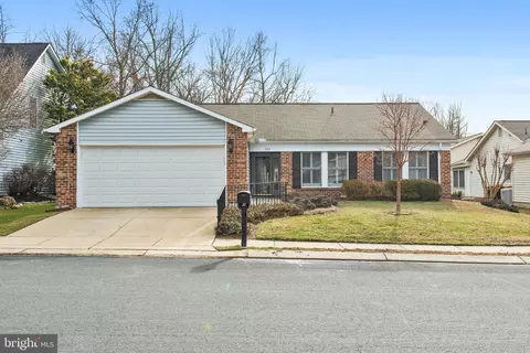 823 Coxswain Way, Annapolis, MD 21401