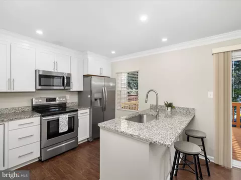 Kitchen - 1185 Annis Squam Harbour, Pasadena, MD 21122 photo 4 of 4