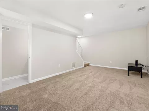 Living - 1185 Annis Squam Harbour, Pasadena, MD 21122 photo 5 of 6