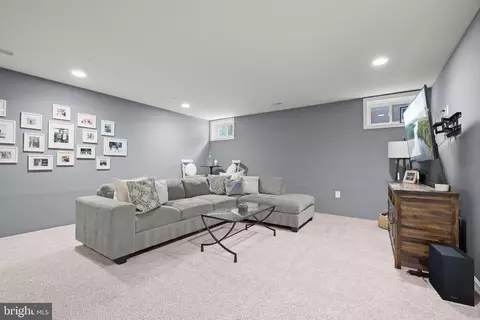 Entry Way - 8143 Ridgely Loop, Severn, MD 21144 photo 8 of 10