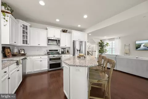 Kitchen - 8143 Ridgely Loop, Severn, MD 21144 photo 2 of 2