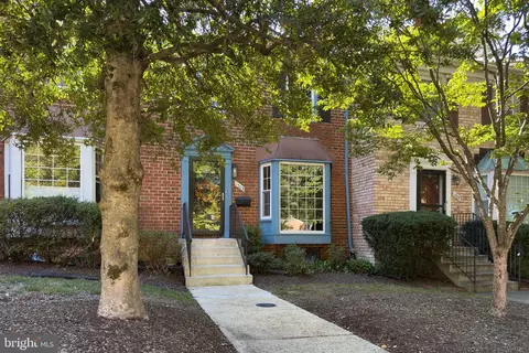 1503 Carlyle Dr, Crofton, MD 21114