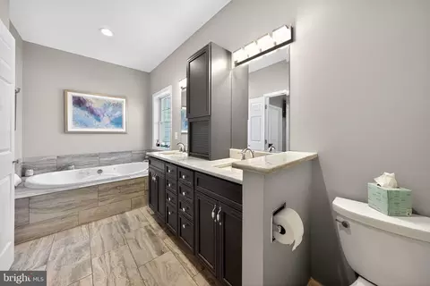 910 Severn Ave, Edgewater, MD 21037 photo 22