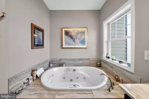910 Severn Ave, Edgewater, MD 21037 photo 23