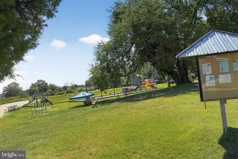 910 Severn Ave, Edgewater, MD 21037 photo 44