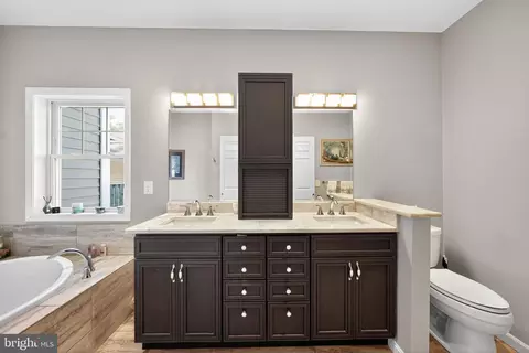910 Severn Ave, Edgewater, MD 21037 photo 24
