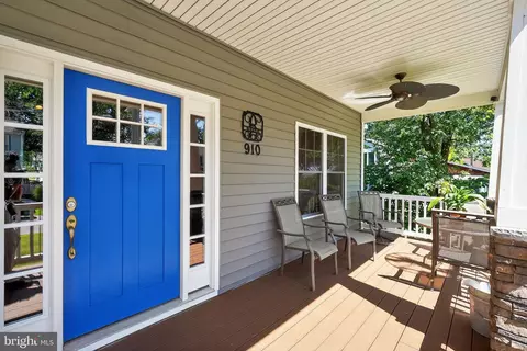 910 Severn Ave, Edgewater, MD 21037 photo 4