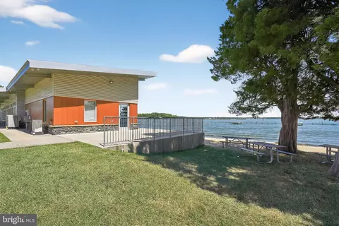 910 Severn Ave, Edgewater, MD 21037 photo 52